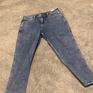 Hollister mom jeans